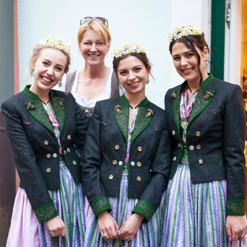 Narzissen-Hoheiten-Schmuck